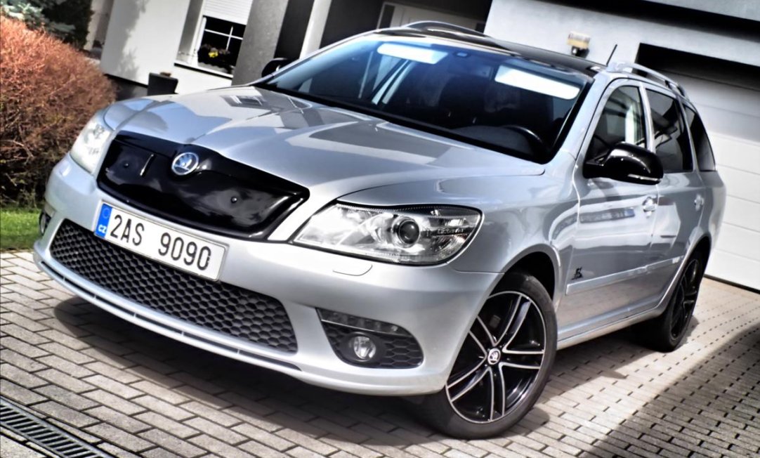Škoda Octavia 2,0 TDI DSG Elegance,TEMPOMAT