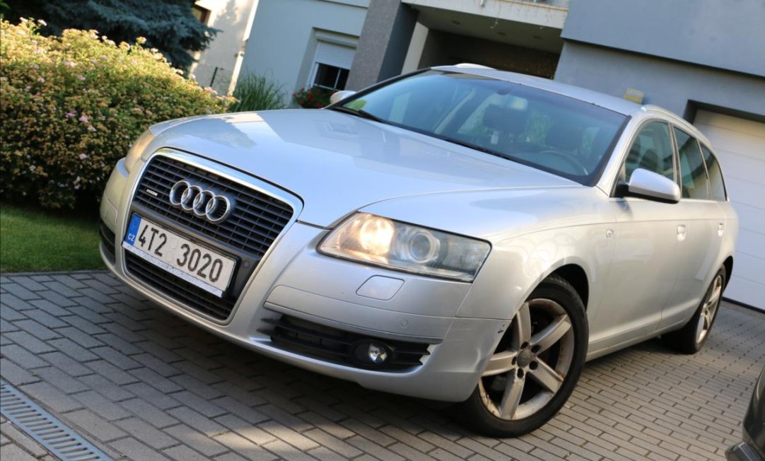 Audi A6 Avant 3,0 171 KW, ČR, Tažné
