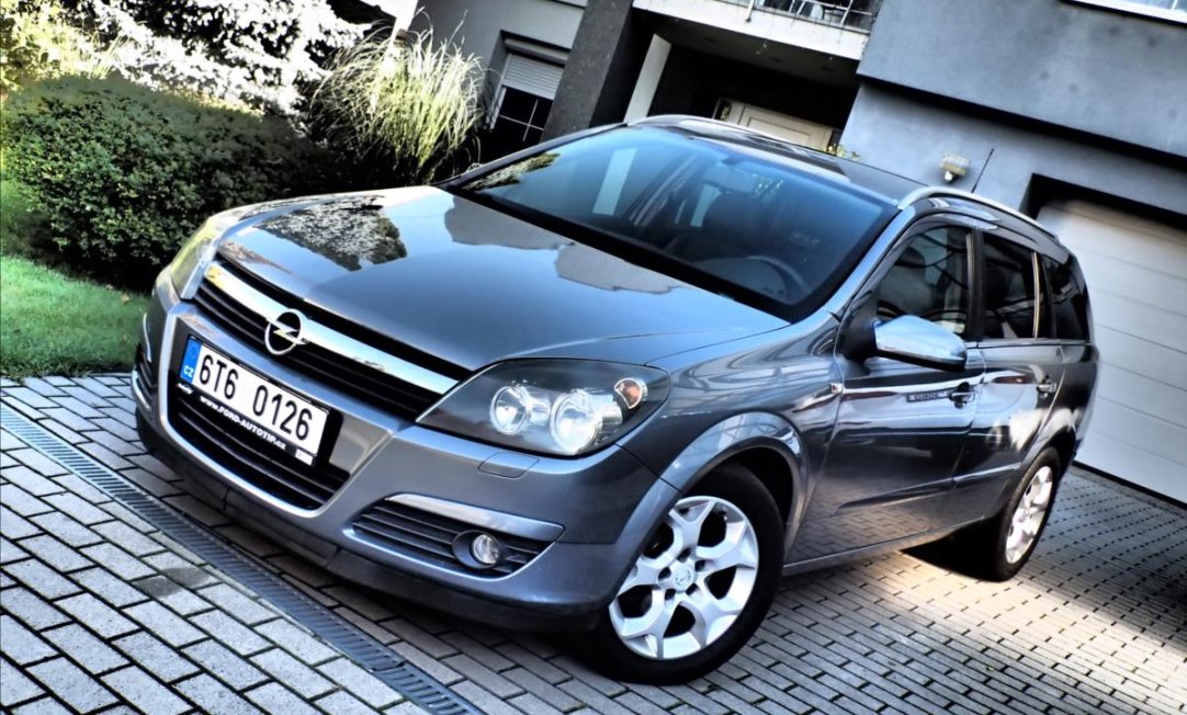 Opel Astra 1,7 74KW, KLIMA