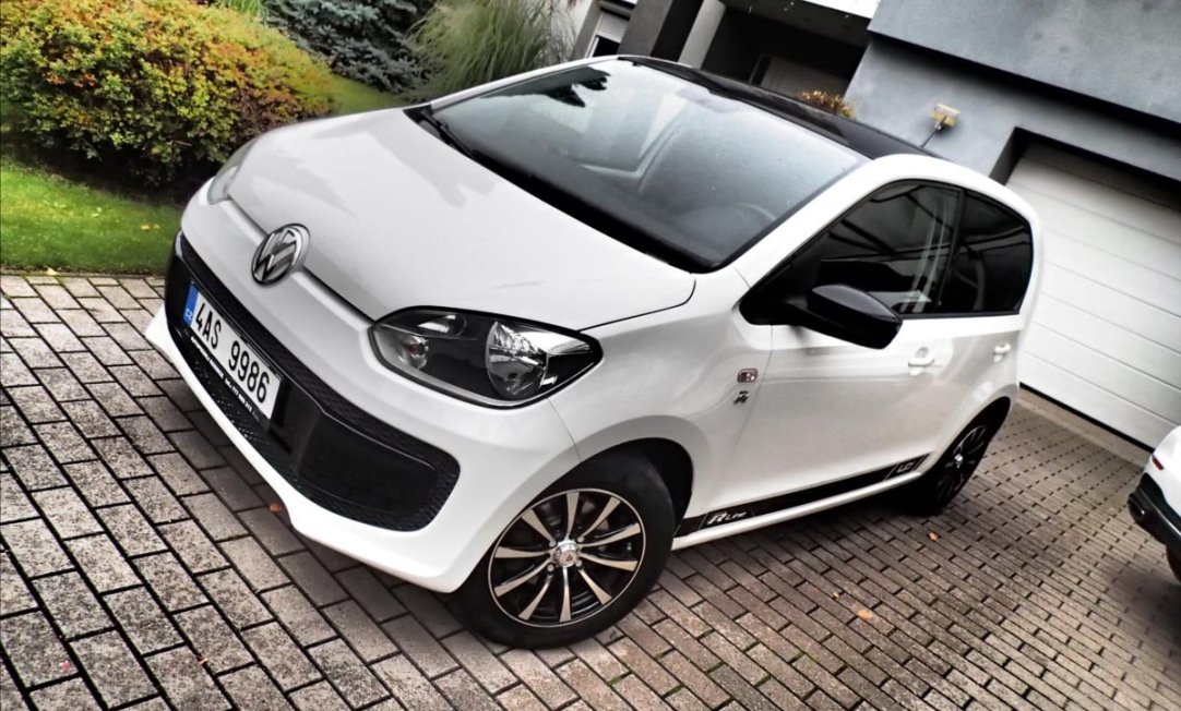 Volkswagen up! 1,0 44KW, Klima, ČR
