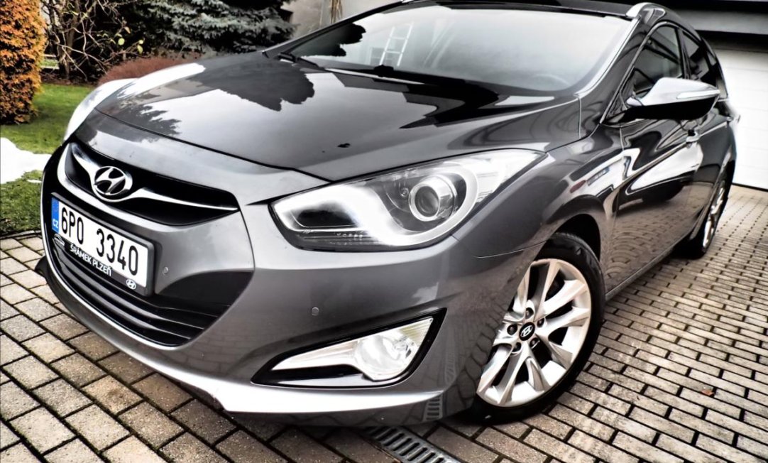 Hyundai i40 1,7 100KW,ČR,couvací kamera