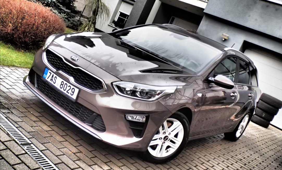 Kia Ceed 1,4 73KW, ČR, 2 maj.89000KM