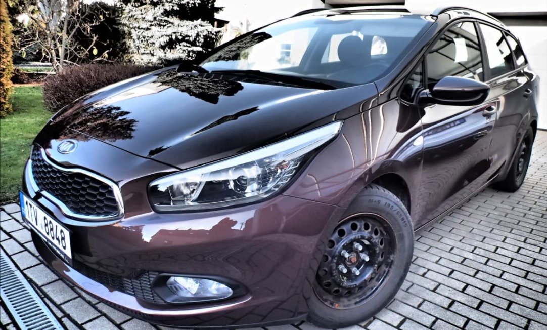 Kia Ceed 1,4 73KW, ČR ,TAŽNÉ, klima