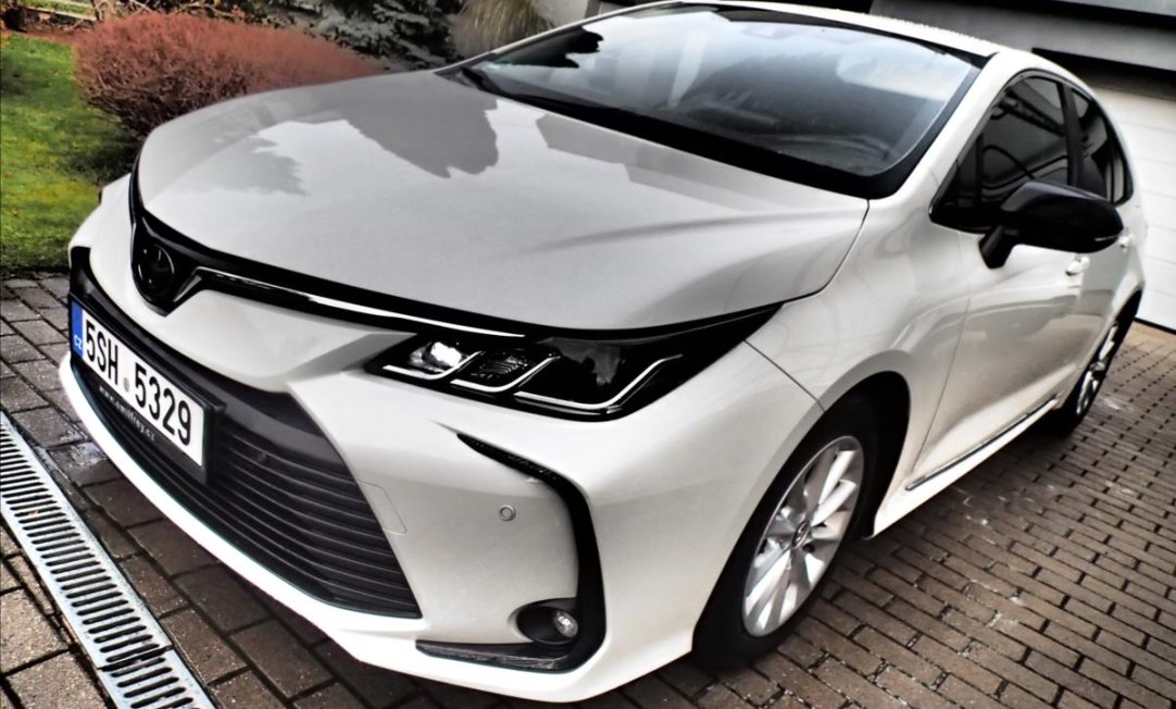 Toyota Corolla 1,6 1. Maj,ČR,ComfortStyleTech