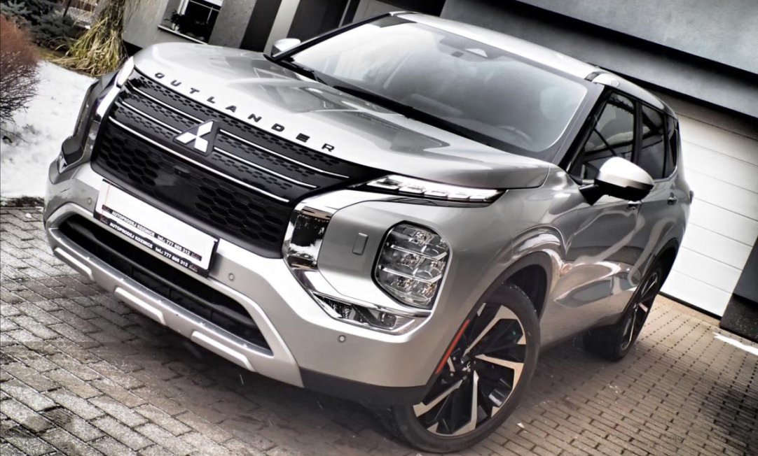 Mitsubishi Outlander 2,4 2,4i 7míst, intense