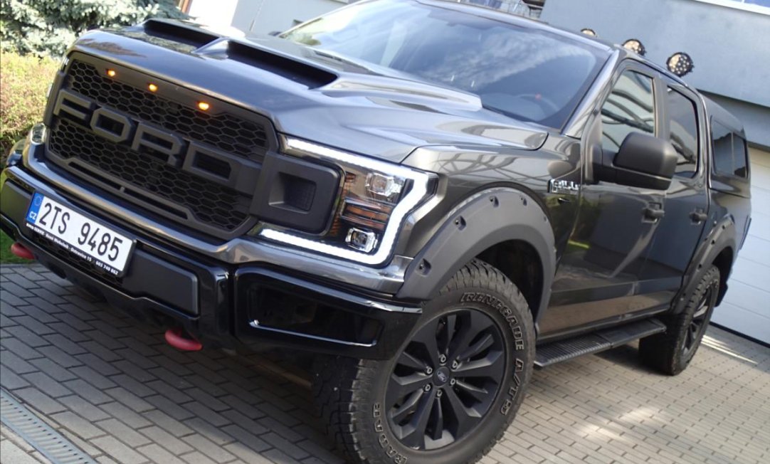 Ford F-150 5,0 V8, hardtop  F 150