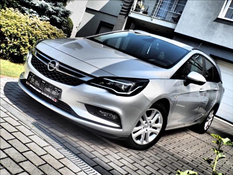Opel Astra 1,6 CDTI, 81KW, TEMPOMAT, S.KN