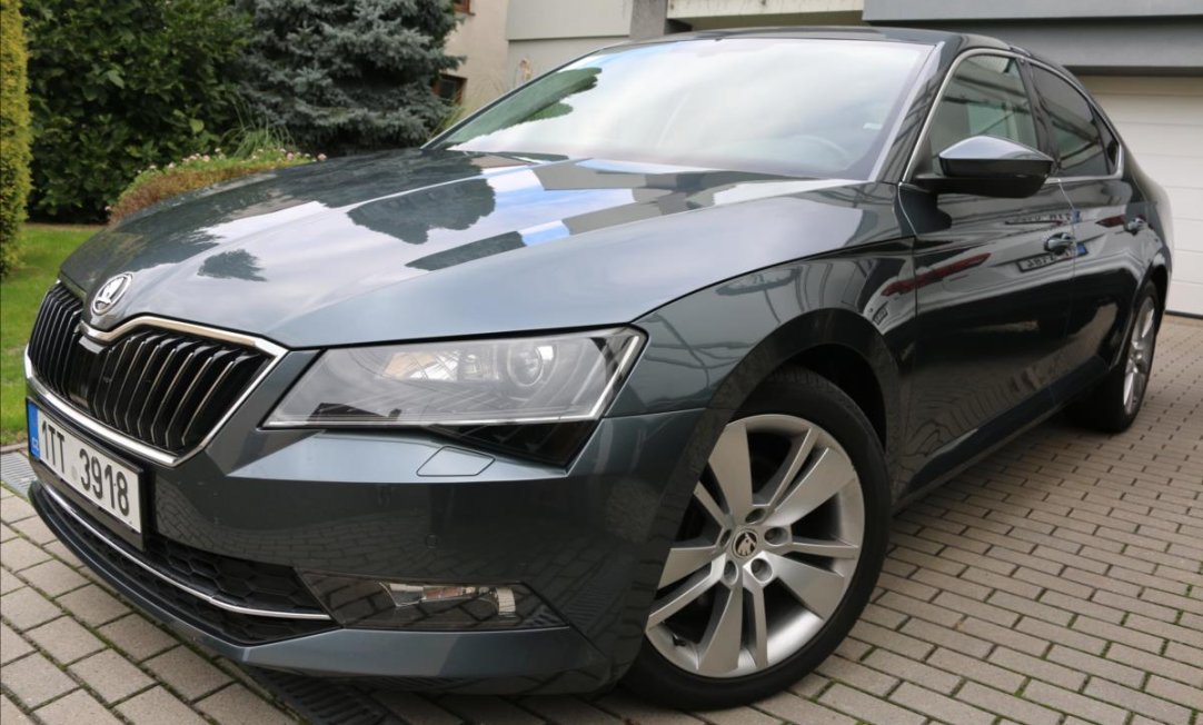 Škoda Superb 2,0 110Kw, ČR, Tažné
