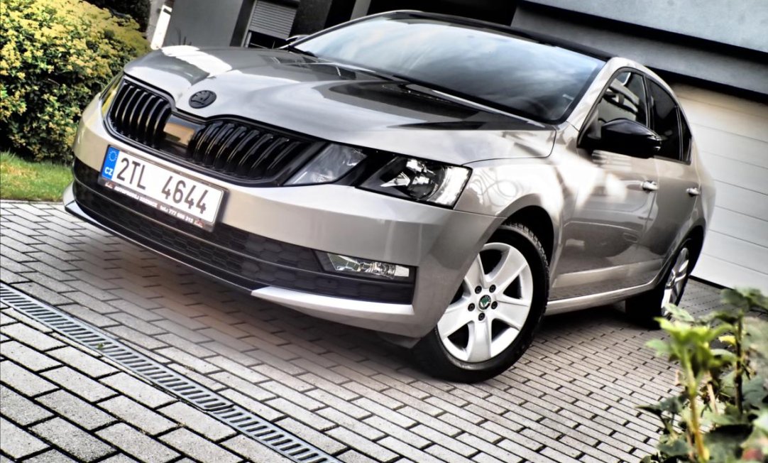 Škoda Octavia 1,6 TDI 85 kW Active ČR s.kn
