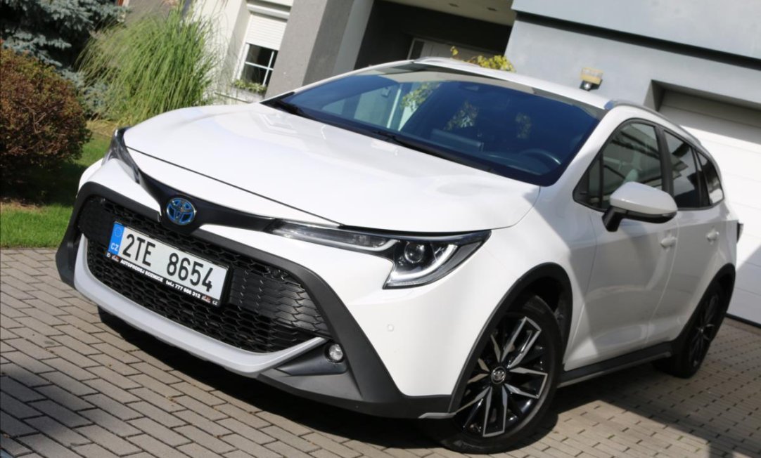 Toyota Corolla 2,0 Hybrid,1.Maj. ČR, DPH